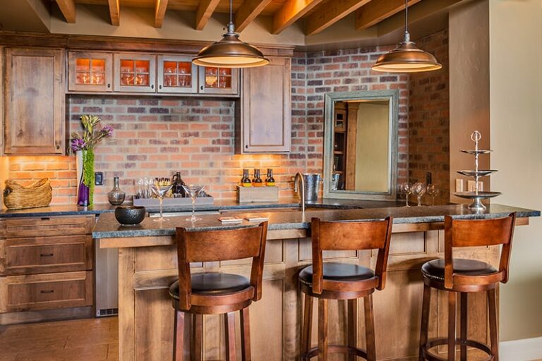 Home Bar Design Ideas That Raise the Mood and Add Style