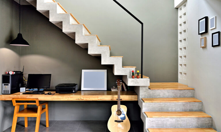 Staircase Colour Combinations For Your Home | DesignCafe