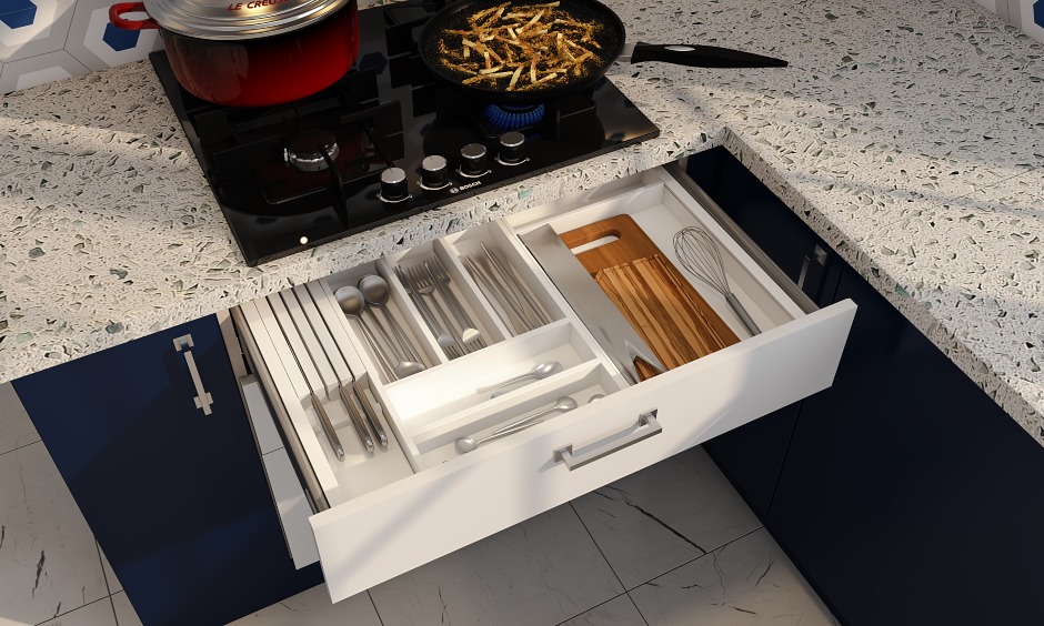 L shaped modular kitchen design with built-in drawers ad organisers