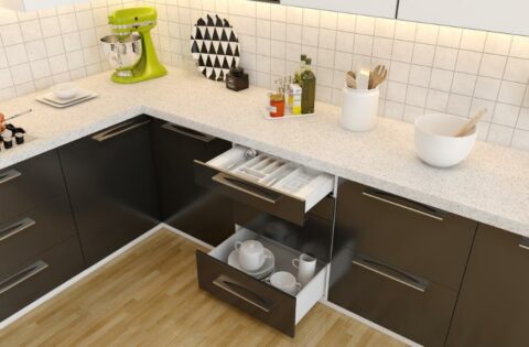 Kitchen tandem box design with organiser drawers for cutlery and cookware