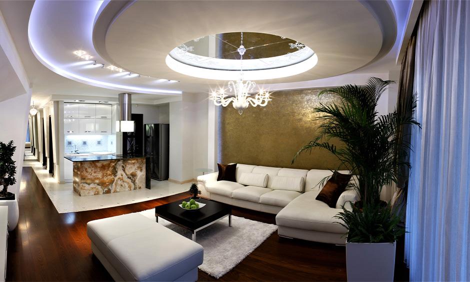 Round POP design with mirror and chandelier for a luxurious look