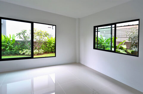 Different types of window glass, including tempered, laminate, and frosted options for interior design.