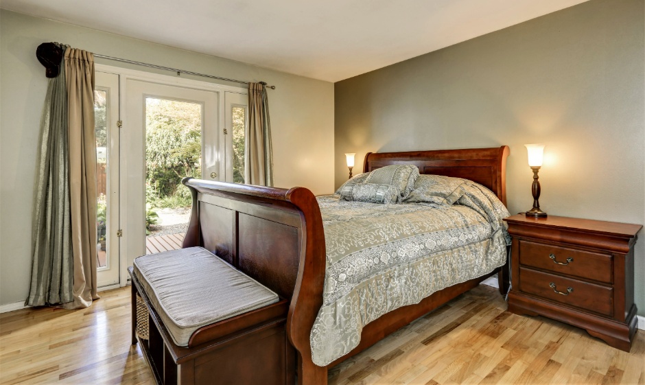 Portability consideration of a wooden king-size bed for the master bedroom